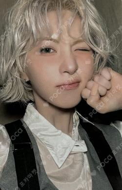 Fe3O4: FORWARD — MMU: The Beginning of Voyage POP-UP STORE SPECIAL TRADING CARD BAE photocard image