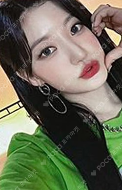 the collective soul and unconscious: chapter one WHOSFAN OFFICIAL POP-UP STORE MINI L HOLDER