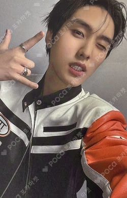 THE BOYZ FAN-CON THE B LAND HALF ZIP-UP