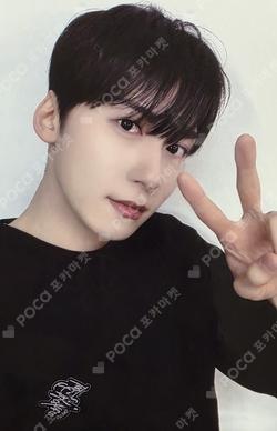 ONEUS 2ND WORLD TOUR [La Dolce Vita] Final in Seoul LONG SLEEVE KEONHEE photocard image