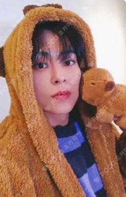 Interview X MAKESTAR XIUMIN photocard image