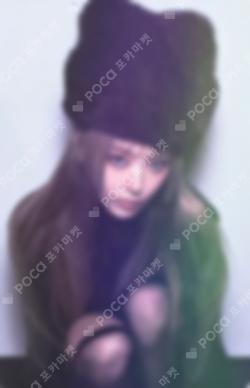 HOT weverse albums ver. ALADIN SAKURA photocard image