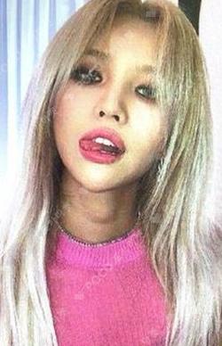 Windy APPLEMUSIC SOYEON photocard image