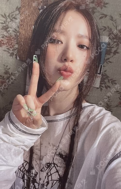 I feel Cat Ver. SHUHUA photocard image