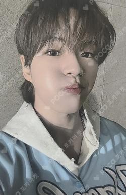 PLEASURE the SameE OFFICIAL MD REWARD YOON JAE HYUK photocard image