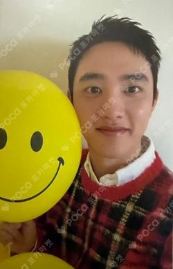 2025 SEASON’S GREETINGS D.O. photocard image