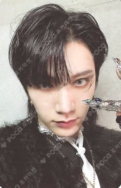 Phantom HOTTRACKS TEN photocard image