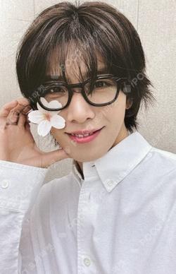 LOVE RACE FANPLEE HWIYOUNG photocard image