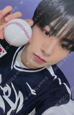 HOT MESS JUMP UP KEITA photocard image