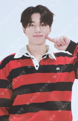 LIKE INFINITE POP-UP STORE RANDOM TRADING CARD SET L photocard image