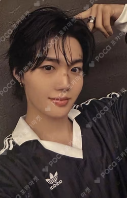 2025 TREASURE FAN CONCERT [SPECIAL MOMENT] IN SEOUL Weverse Membership BOOTH