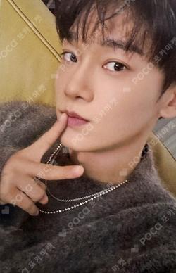 2025 CBX JAPAN FANMEETING [GET, SET, GO!] PVC MULTI POUCH + PHOTOCARD CHEN  photocard image