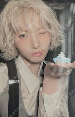 Fe3O4: FORWARD BROADCAST BAE photocard image