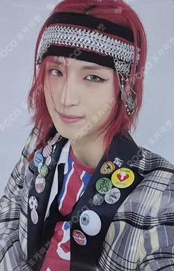 Beautiful Mind ALADIN JunHan photocard image