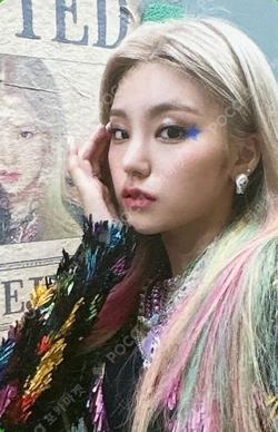 Not Shy YEJI photocard image