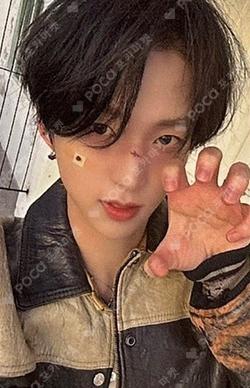 For Real? APPLEMUSIC HWI photocard image