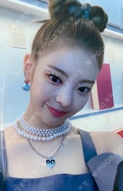 ITZY LIA photocard image