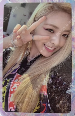 IT'z ICY YUNA photocard image