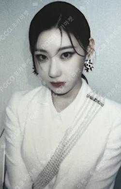 ITZY CHAERYEONG photocard image