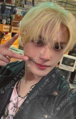 Unexpected HMV JU HAKNYEON photocard image