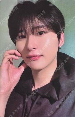 FIND THE ORBIT IDOUSTAGE WOOBIN photocard image