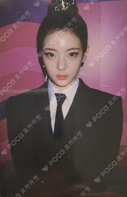 ITZY LIA photocard image