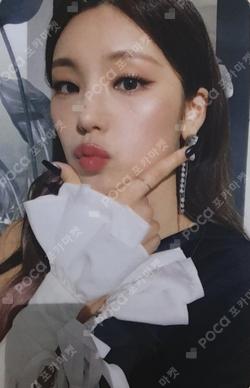 ITZY YEJI photocard image