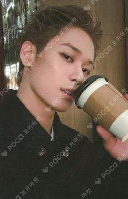 Unexpected EVERLINE JUYEON photocard image