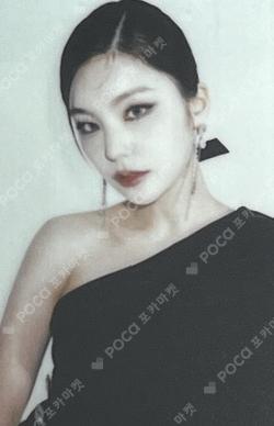 CHECKMATE APPLEMUSIC YEJI photocard image