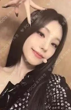 ITZY YEJI photocard image