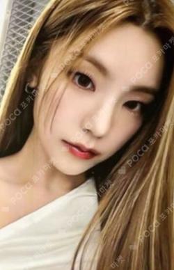 ITZY YEJI photocard image