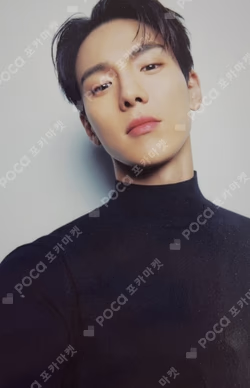 I'm from SHOWNU photocard image