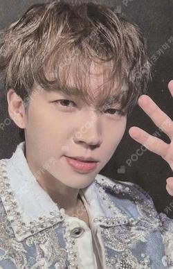 2024-2025 INFINITE CONCERT : LIMITED EDITION - ENCORE POSTCARD+PHOTOCARD SET NamWooHyun photocard image