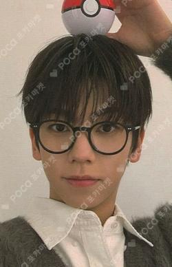 8TURN 2ND OFFICIAL FANCLUB TURNING FANKIT HAE MIN photocard image