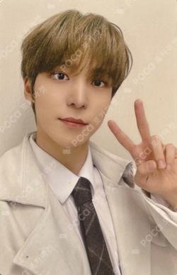 THE MOMENTS : ATEEZ UNRELEASED GALLERY RANDOM PHOTOCARD YUNHO photocard image