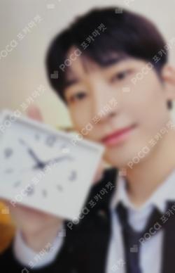SEVENTEEN 2025 JAPAN FANMEETING 'HOLIDAY' PHOTO CARD WONWOO photocard image