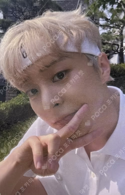 2025 SEASON’S GREETINGS ‘PLAY Of The GAME’ XIUMIN photocard image