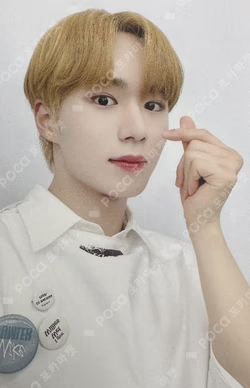 Love Pt.1 : First Love MAKESTAR