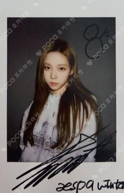 Girls YIZHIYU WINTER photocard image