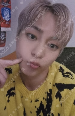 2025 SEASON’S GREETINGS ‘PLAY Of The GAME’ XIUMIN photocard image