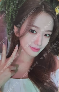 ELEVEN MAKESTAR YUJIN photocard image