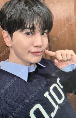 LIKE INFINITE POP-UP STORE RANDOM TRADING CARD SET