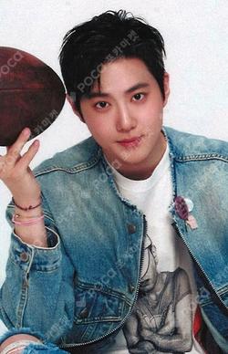 2025 SMTOWN : THE CULTURE, THE FUTURE YPBOOKS SUHO photocard image
