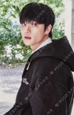ATEEZ WOOYOUNG photocard image