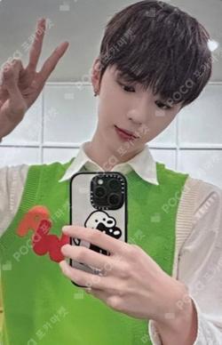 ONE HEARTED SOUND WAVE BRIAN photocard image