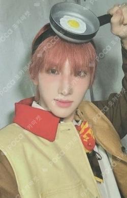 HOUSE OF TRICKY : SPUR Target Exclusive SEEUN photocard image