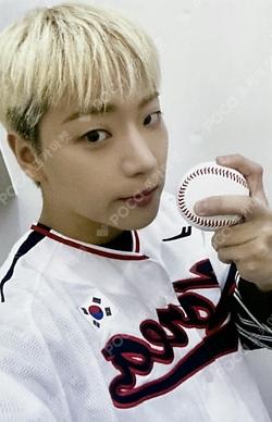 Part.1 ONF:MY IDENTITY JUMP UP E-TION photocard image