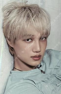 Wait On Me HOTTRACKS KAI photocard image