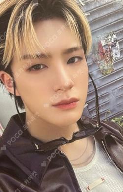 DREAMSCAPE Walmart Exclusive JENO photocard image