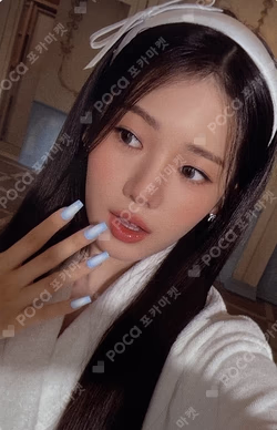 BABYMONSTER : ERA l BABYMONSTER 1st Anniversary Photobook KTOWN4U LUCKY DRAW